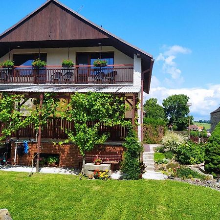 Apartman U Spycharu Bile Policany エクステリア 写真