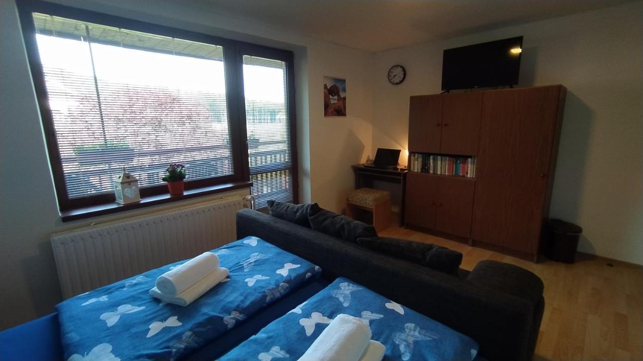 Apartman U Spycharu Bile Policany エクステリア 写真
