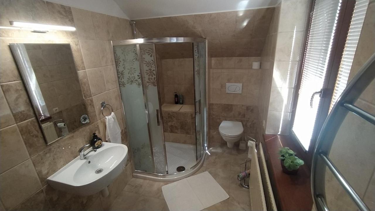 Apartman U Spycharu Bile Policany エクステリア 写真