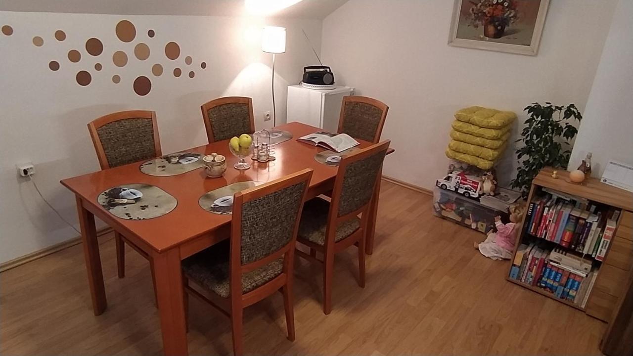 Apartman U Spycharu Bile Policany エクステリア 写真
